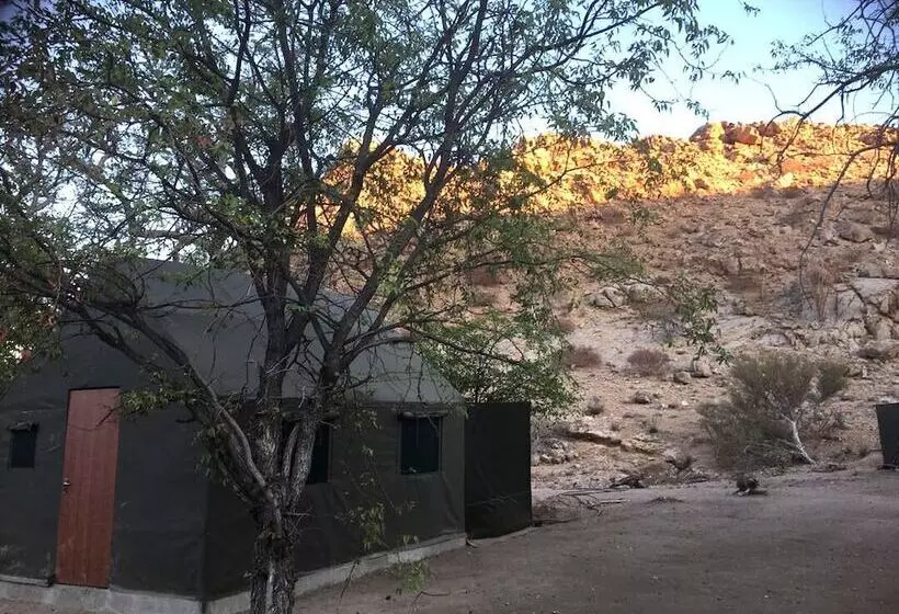 هاستل Twyfelfontein Tented Camp
