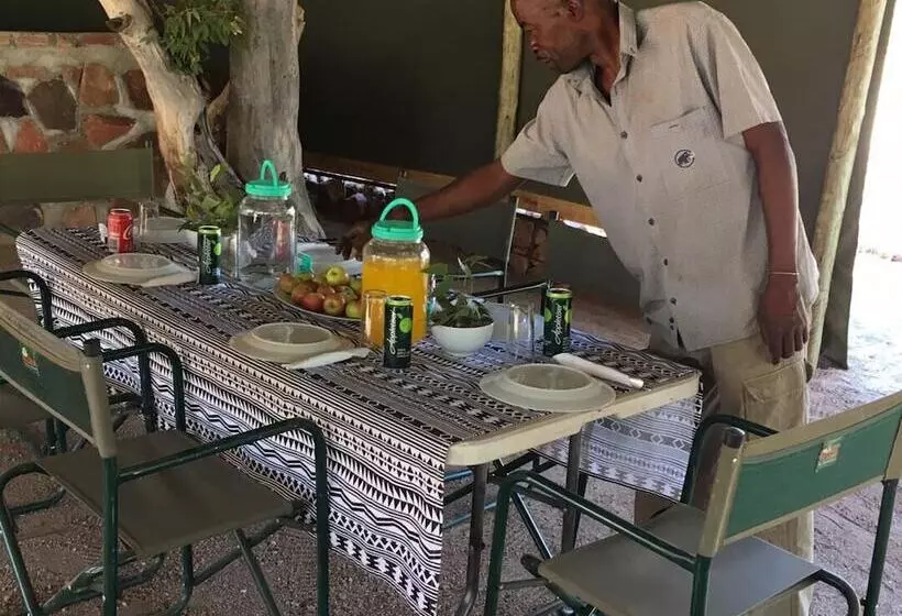 هاستل Twyfelfontein Tented Camp