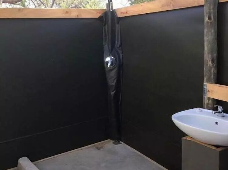 هاستل Twyfelfontein Tented Camp