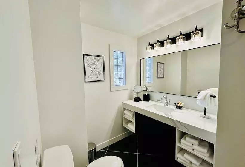 ベッドアンドブレックファースト Bespoke Inn Flagstaff