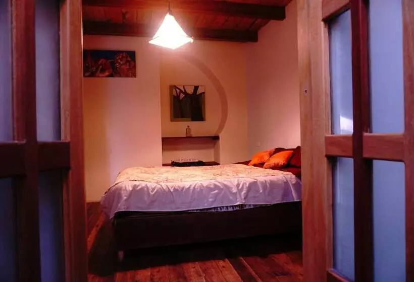 ベッドアンドブレックファースト Nuna Hostel