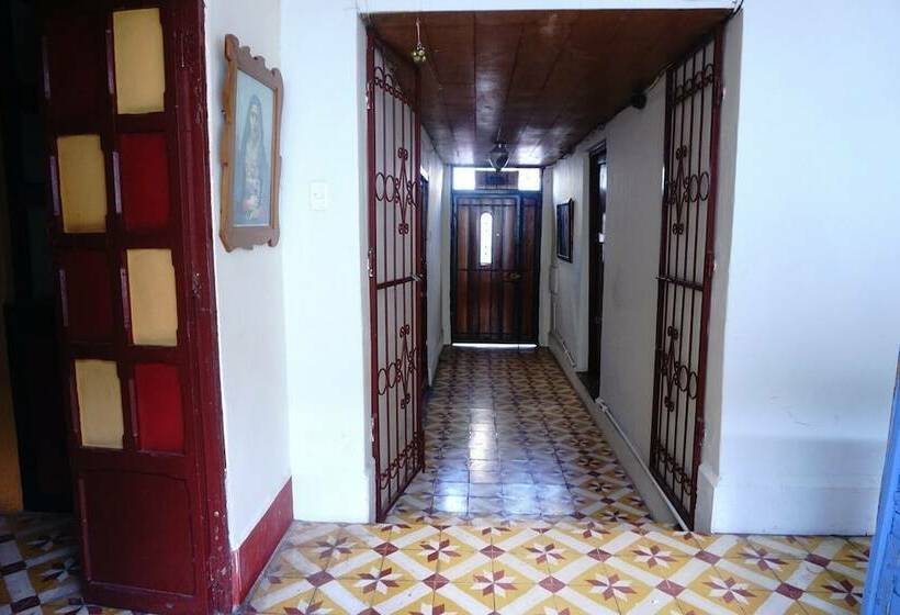 Bed and Breakfast Nuna Hostel