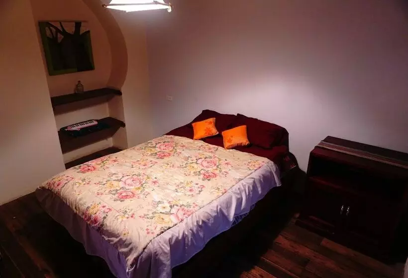 ベッドアンドブレックファースト Nuna Hostel