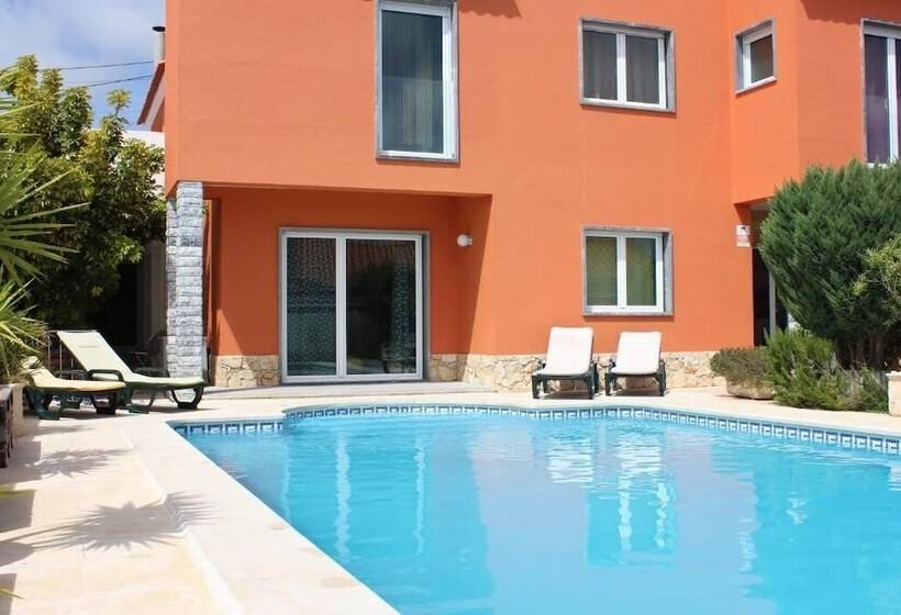 تختخواب و صبحانه Sea Orange House Ericeira