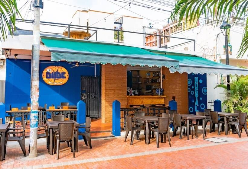 Hey Dude Hostal Bar