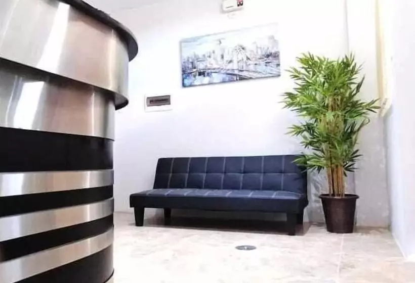 Hostal Seven