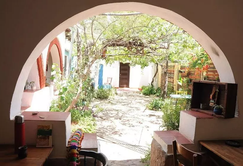 Hostel Jaracanda