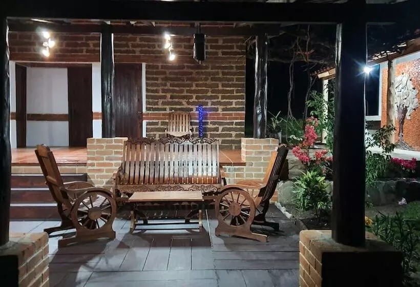 هتل Hacienda Del Café
