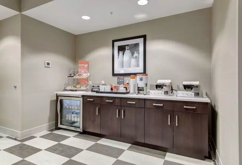 ホテル Hampton Inn