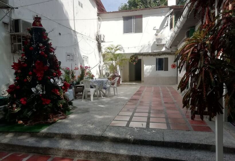 ホテル House Marfito Airport