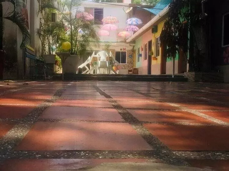 Hotelli House Marfito Airport