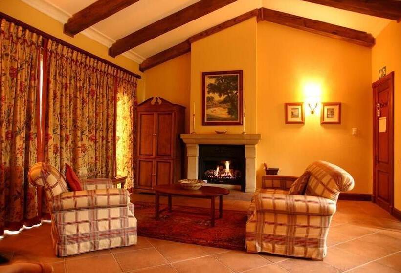 Отель Kloppenheim Self Catering