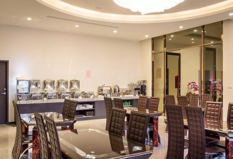 Hotelli Midu Business