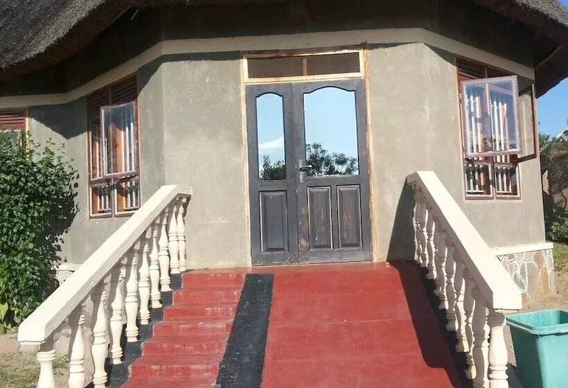 هتل Parkside Safari Lodge