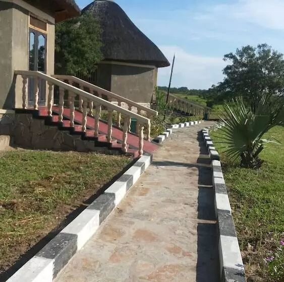 هتل Parkside Safari Lodge