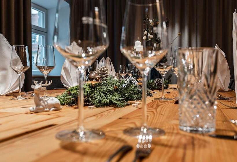 בית מלון כפרי & Restaurant Posthalterei