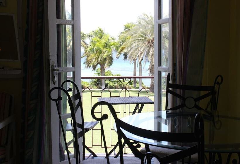 هتل Seacastles Apartments