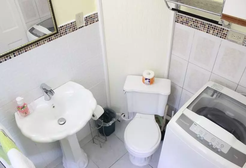 هتل Seacastles Apartments