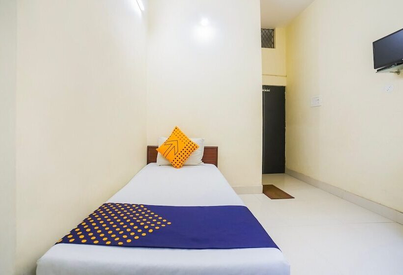 فندق Spot On 45291 Bharat Lodge