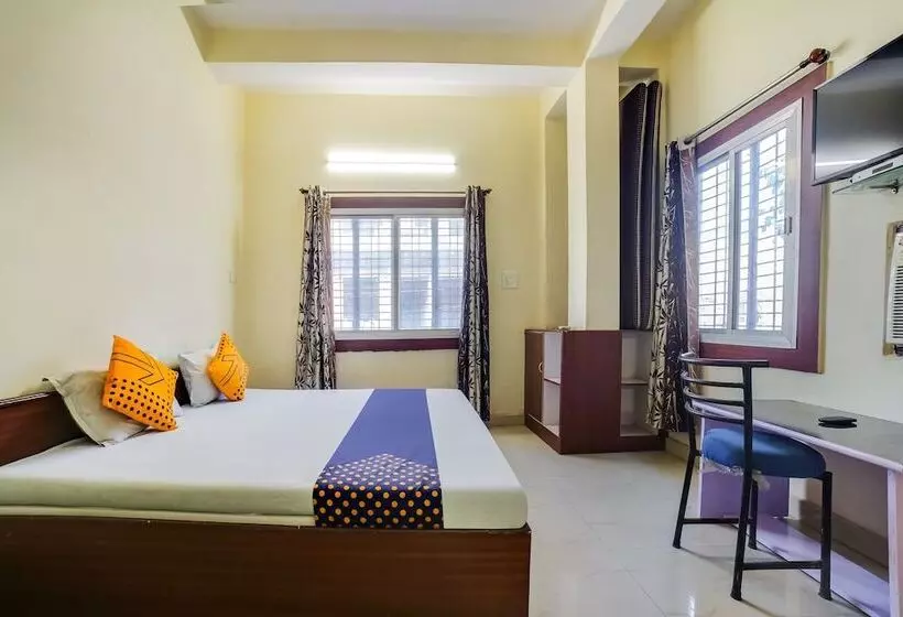 ホテル Spot On 45291 Bharat Lodge