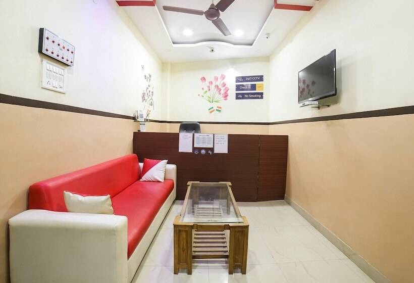 فندق Spot On 45291 Bharat Lodge