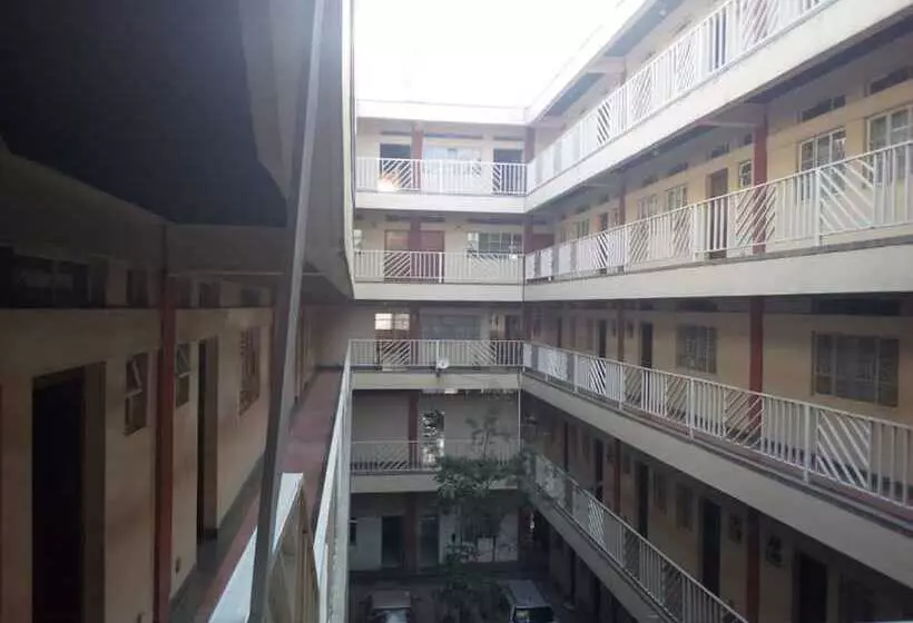 هتل Wambuku