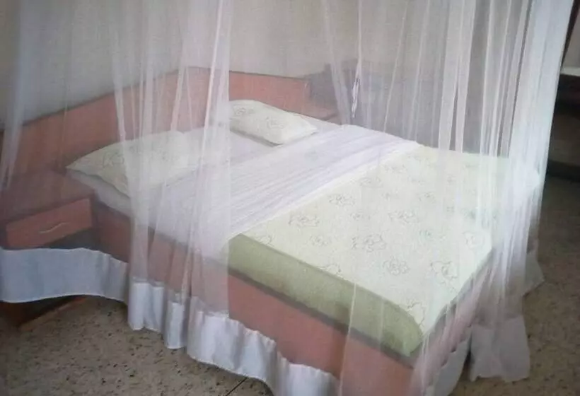 هتل Wambuku