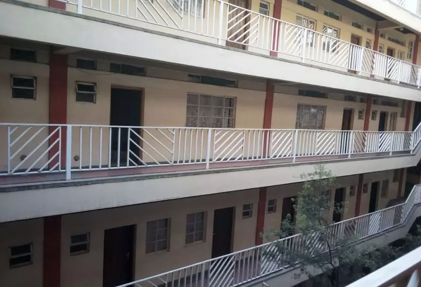 هتل Wambuku