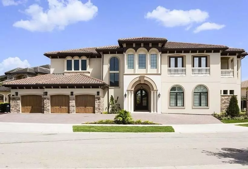 Luxury Villa On Reunion Resort And Spa With A Private Pool, Orlando Mansion 1350