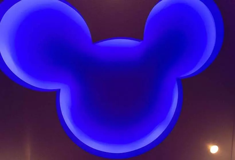 Luxury Villa On Reunion Resort And Spa With A Private Pool, Orlando Mansion 1350