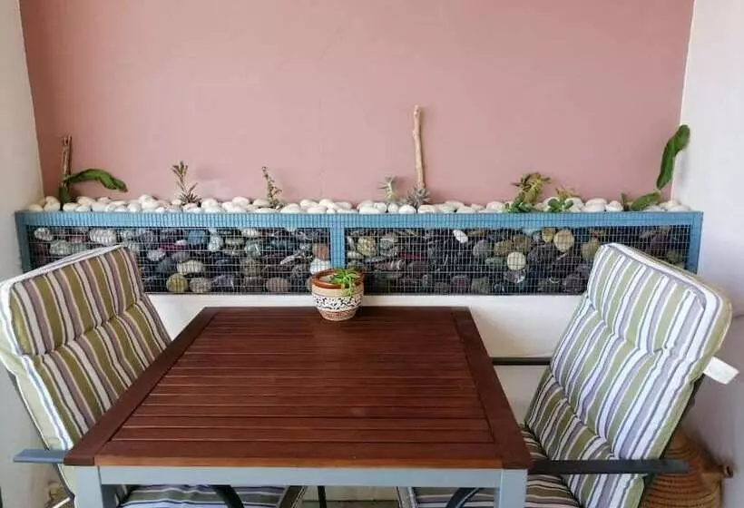 ペンション Jason Rooms & Studios