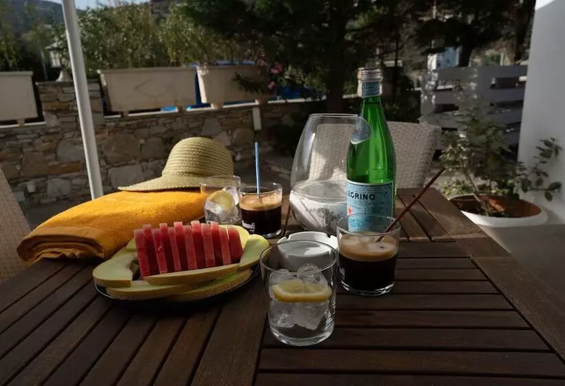 ペンション Kohylia Beach Guest House