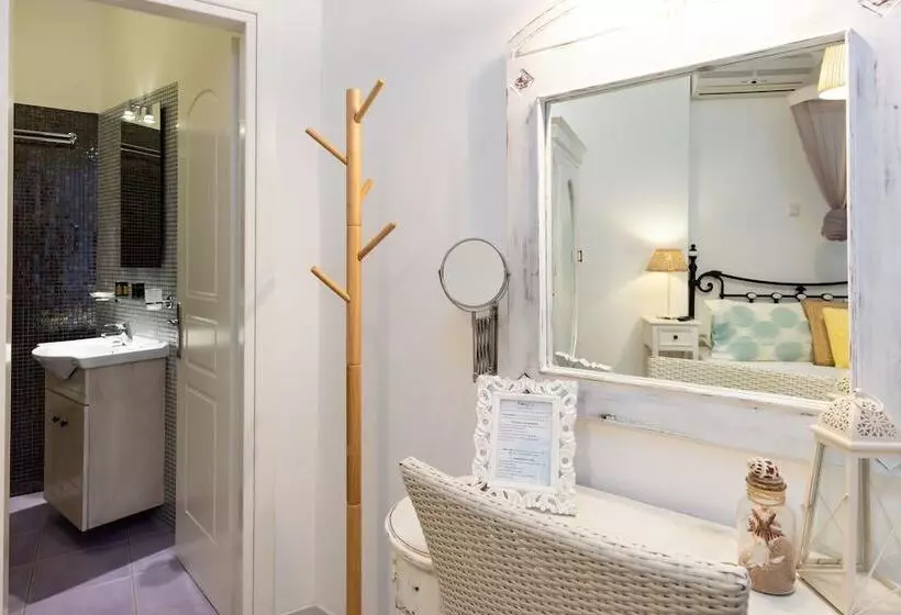 ペンション Kohylia Beach Guest House