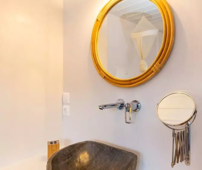 ペンション Kohylia Beach Guest House