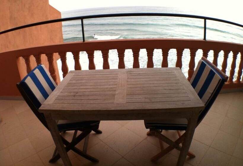 بنسيون Mint Surf