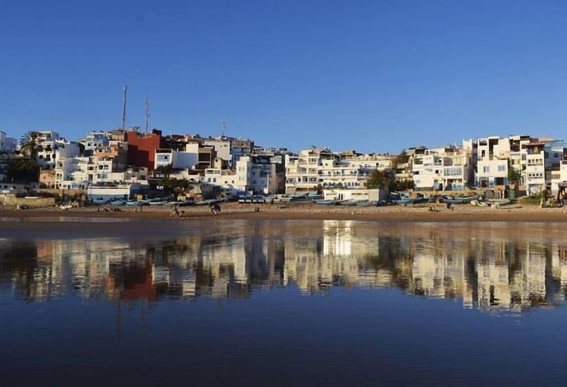 بنسيون Mint Surf