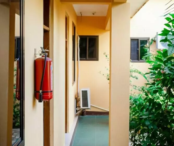 ペンション Msafiri Lodge
