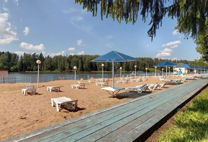 リゾートホテル Flora Park Country Club