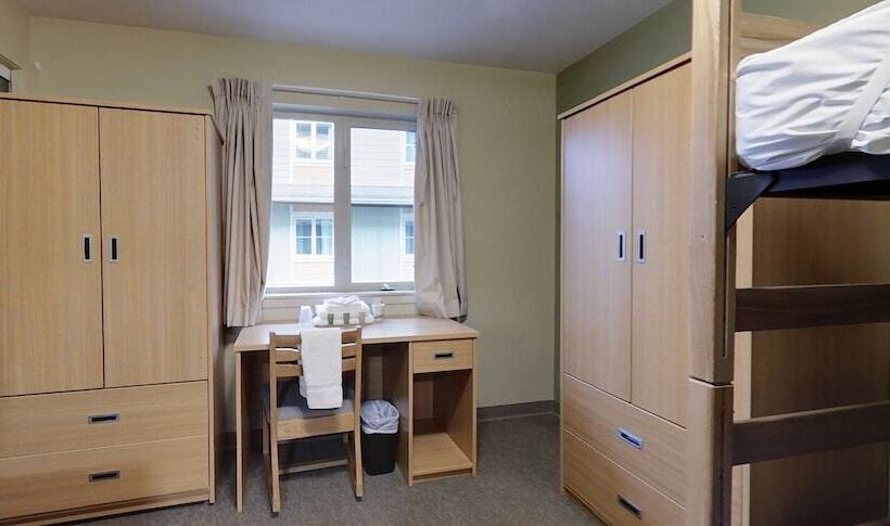 Hostel Vancouver Island University Residences Campus Accommodation