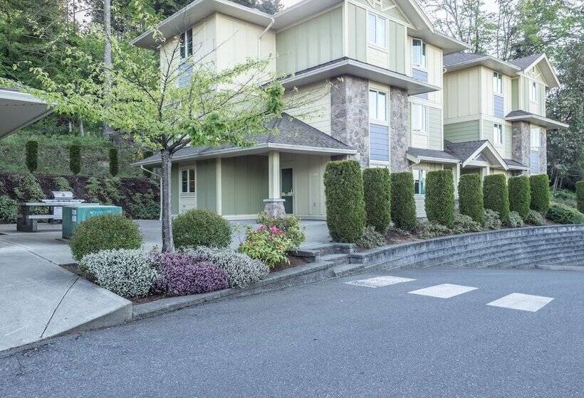 Hostel Vancouver Island University Residences Campus Accommodation