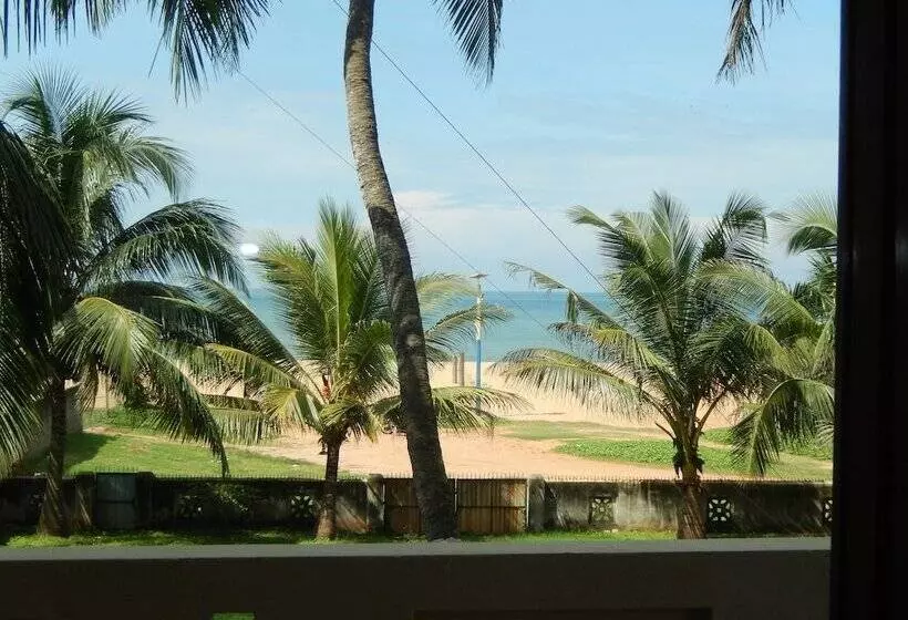 ベッドアンドブレックファースト Janishi Residencies