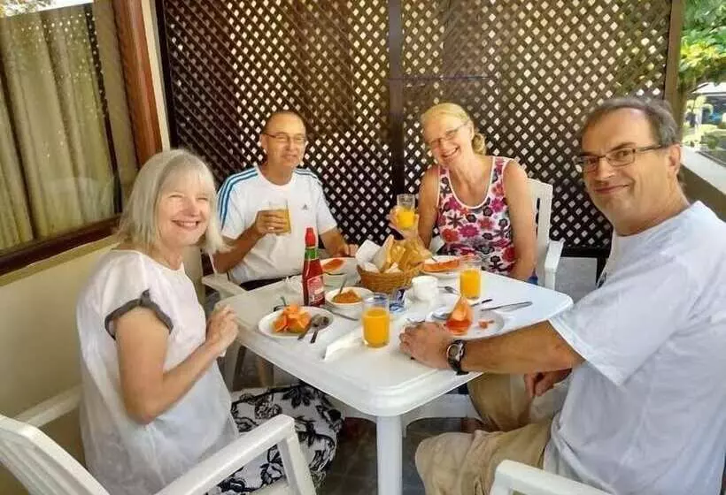 ベッドアンドブレックファースト Janishi Residencies