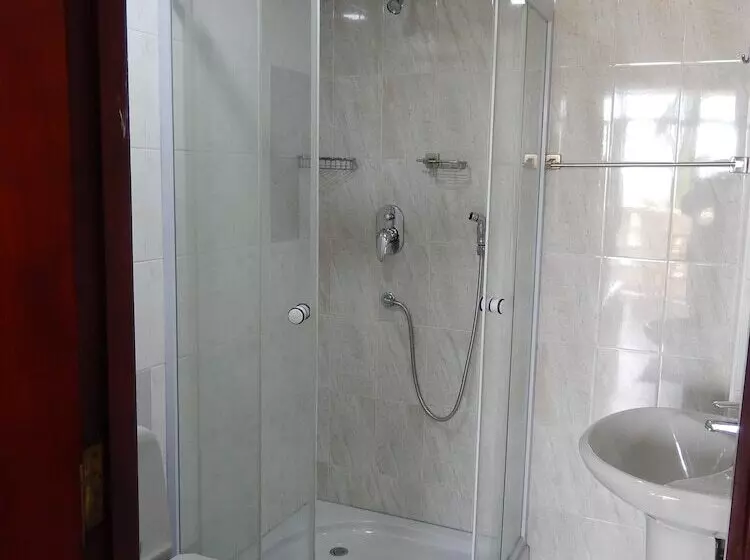 ベッドアンドブレックファースト Janishi Residencies