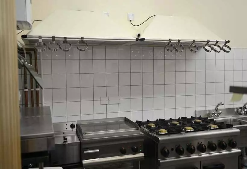 مبيت وإفطار Queen Phillippa