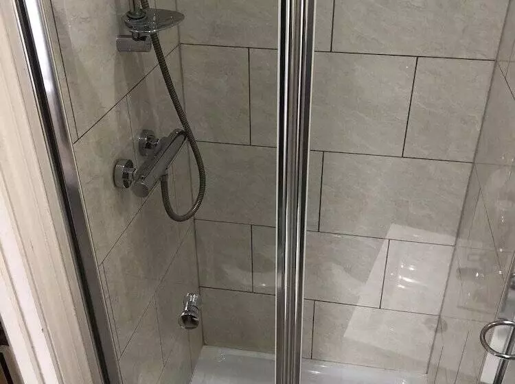 مبيت وإفطار Queen Phillippa