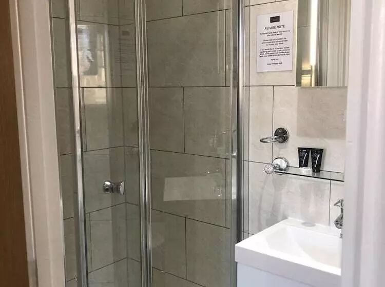 مبيت وإفطار Queen Phillippa