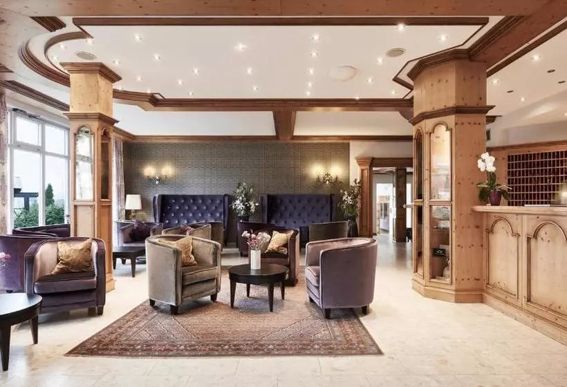 Donna Burghotel Am Hohen Bogen