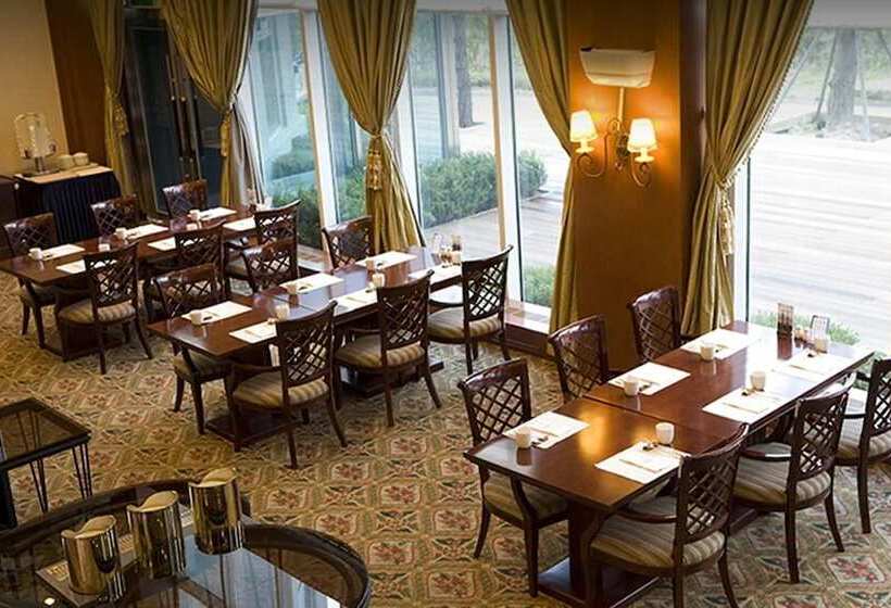 High1 Palace Hotel & Cc