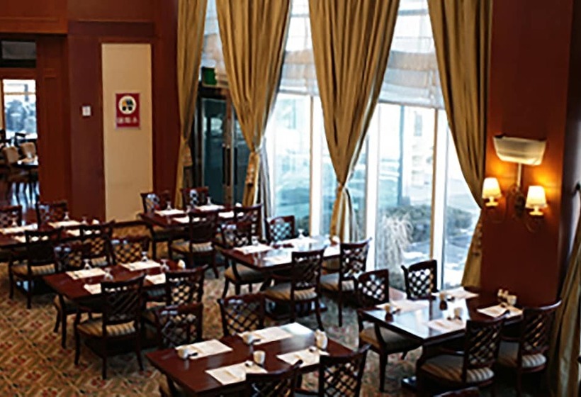 High1 Palace Hotel & Cc