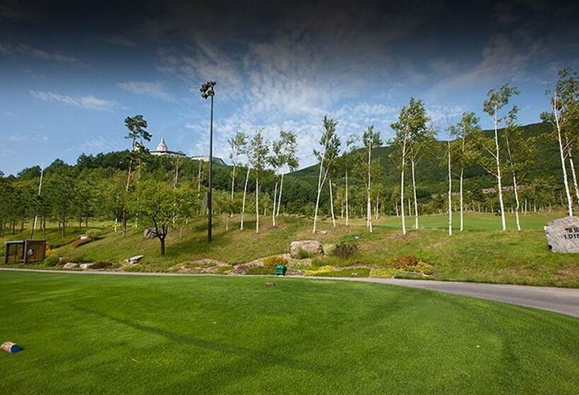 High1 Palace Hotel & Cc